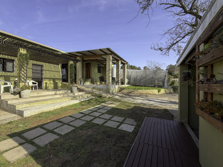 The Oak Tree Cottage